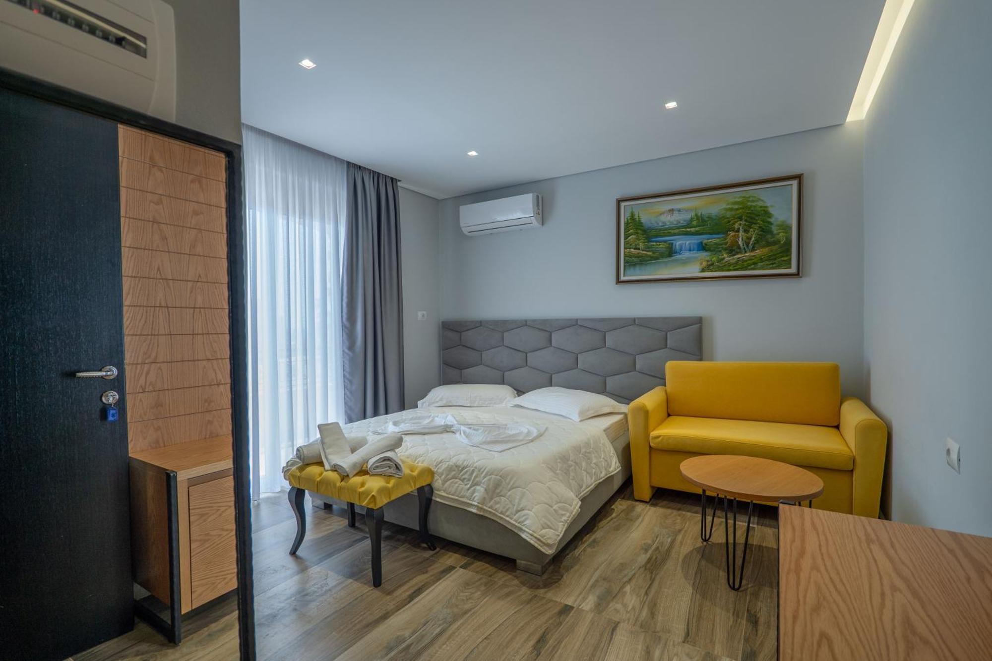 Sunkised Hotel Саранде Екстериор снимка