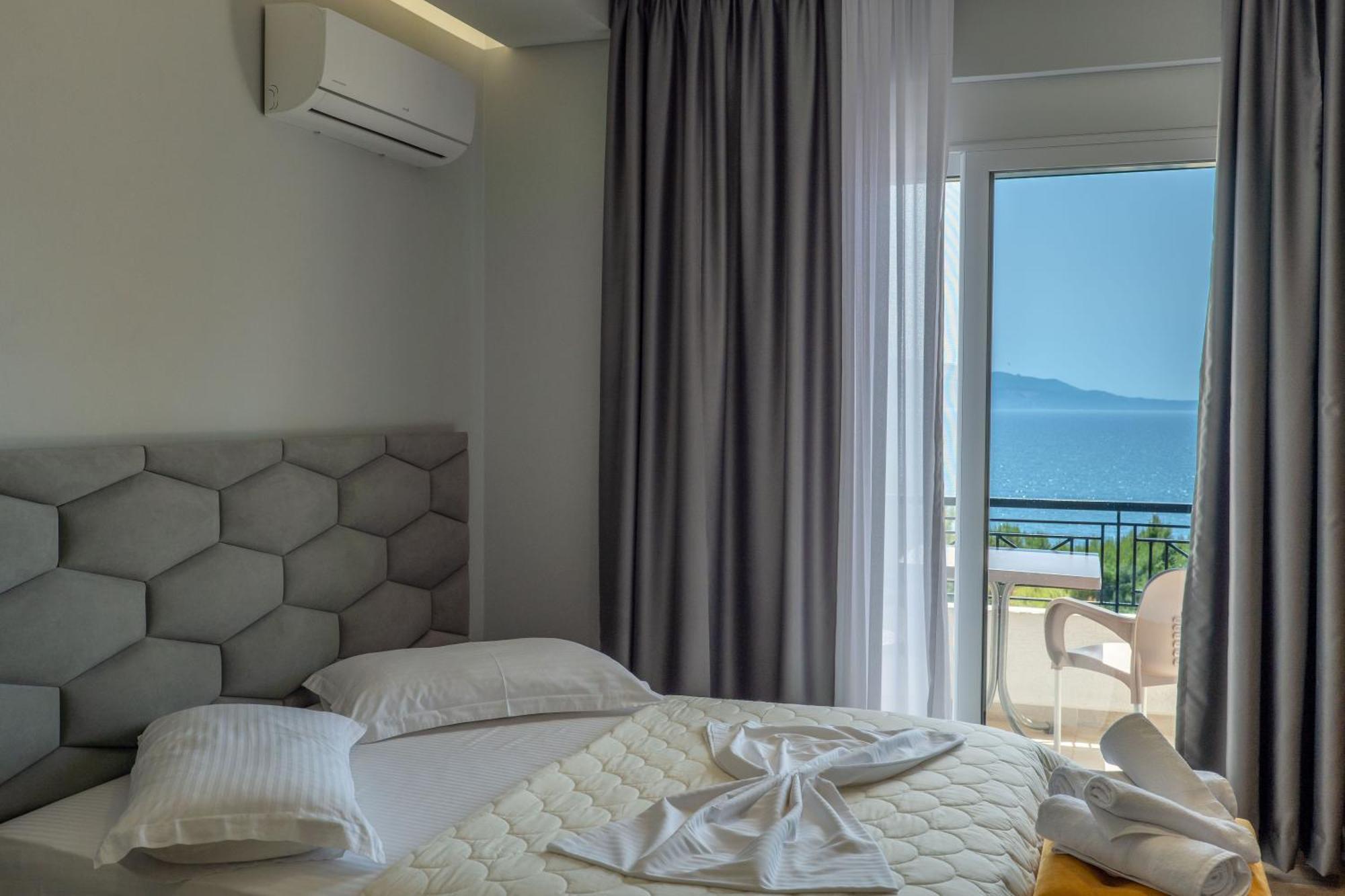 Sunkised Hotel Саранде Екстериор снимка