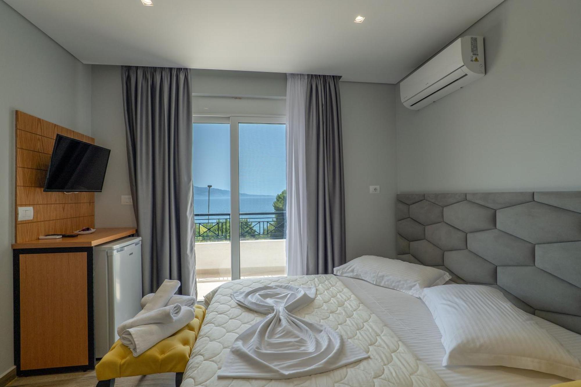 Sunkised Hotel Саранде Екстериор снимка
