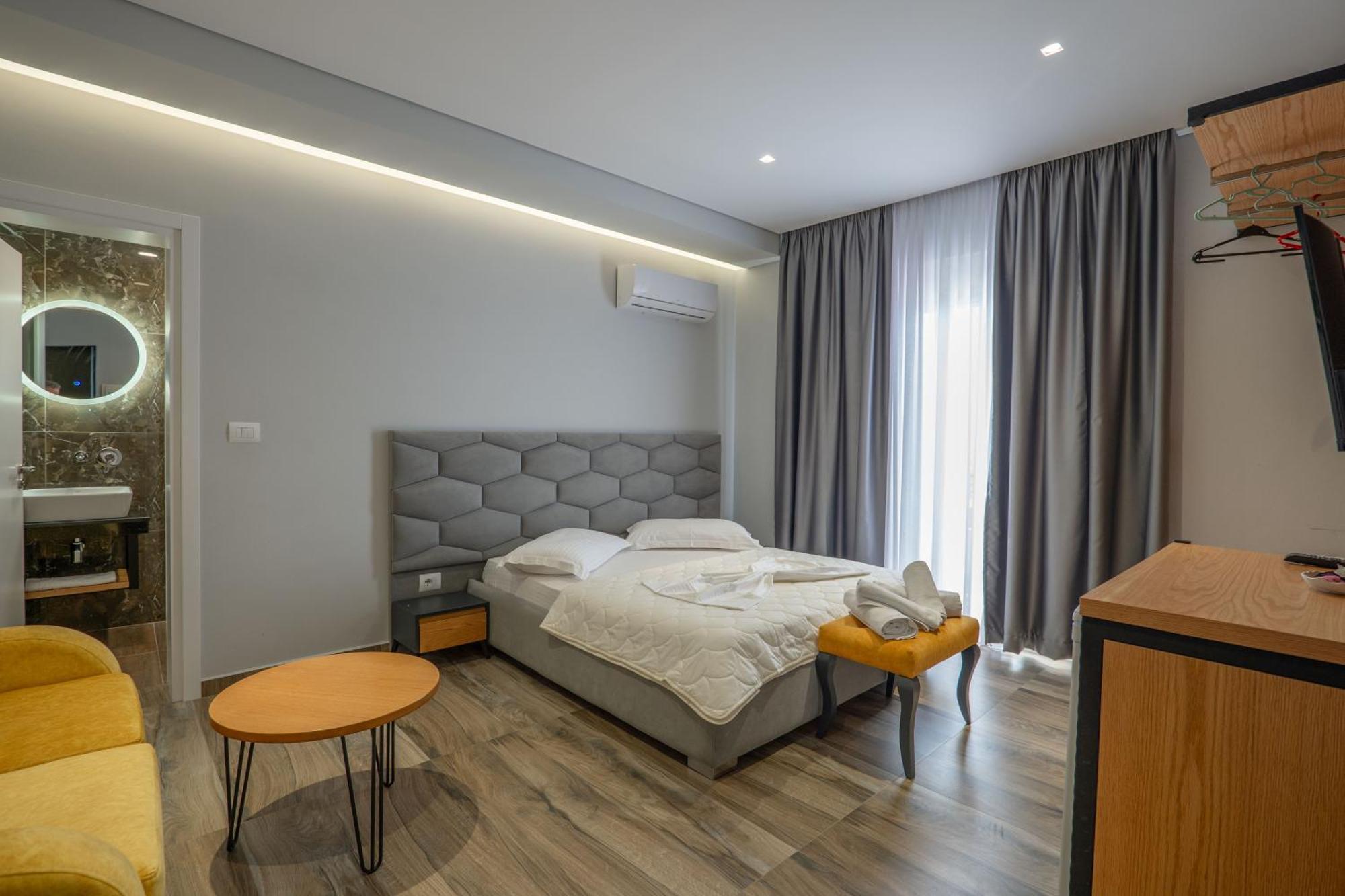 Sunkised Hotel Саранде Екстериор снимка