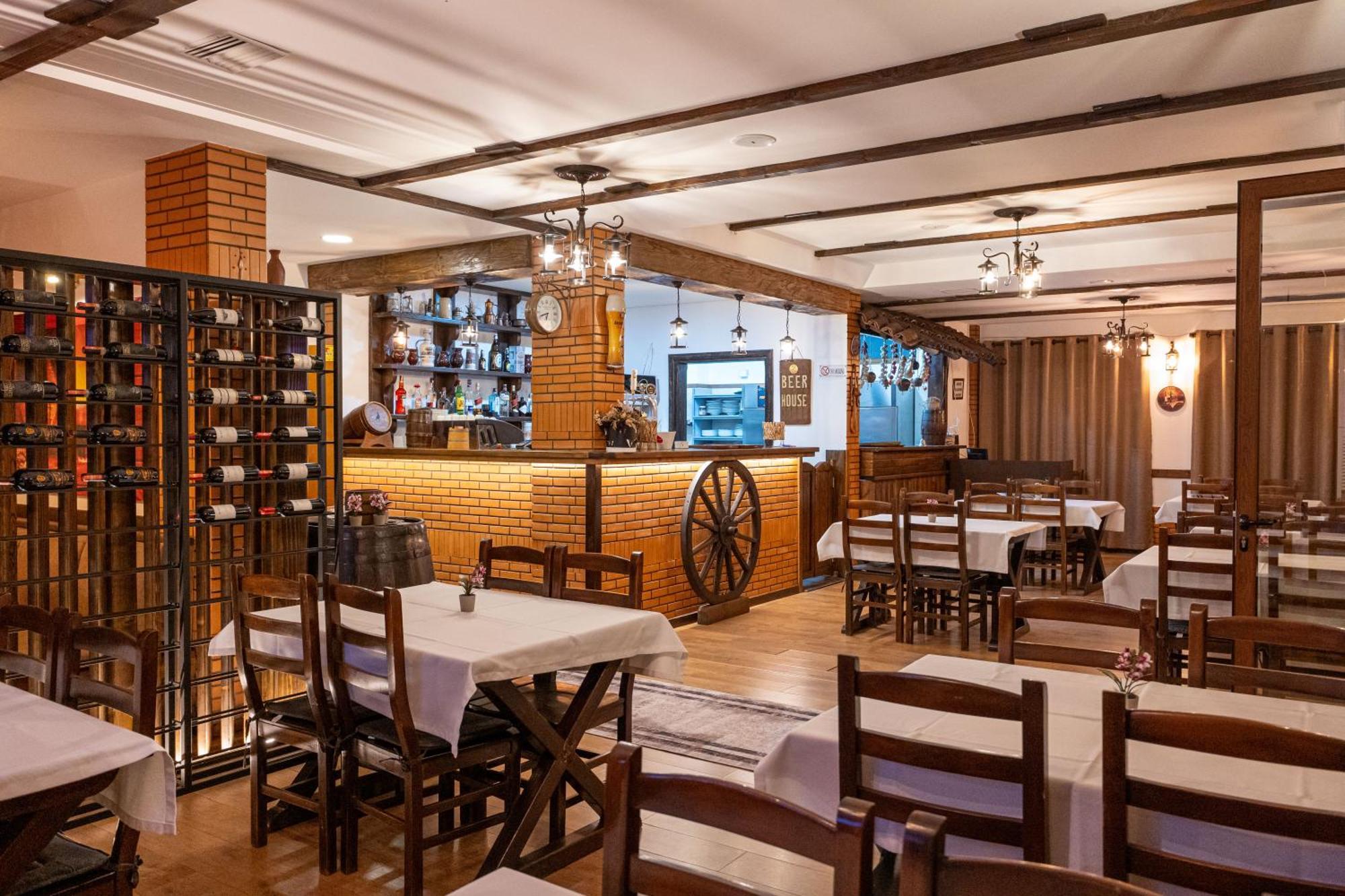 Sunkised Hotel Саранде Екстериор снимка