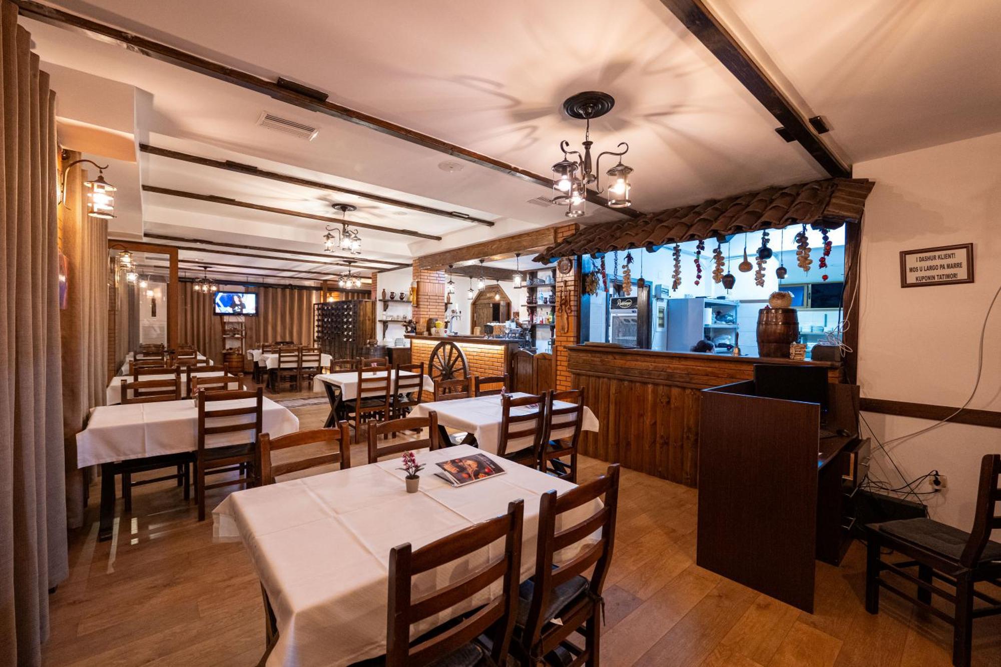 Sunkised Hotel Саранде Екстериор снимка
