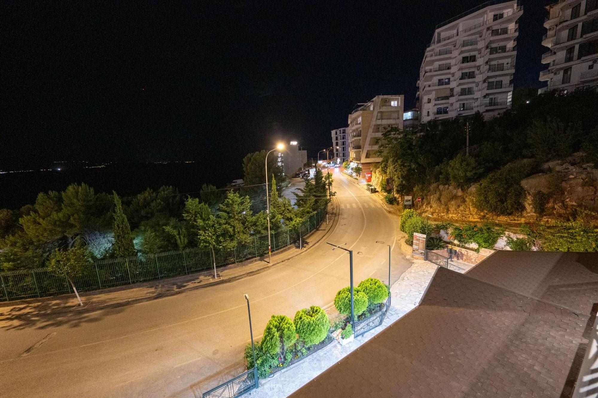 Sunkised Hotel Саранде Екстериор снимка
